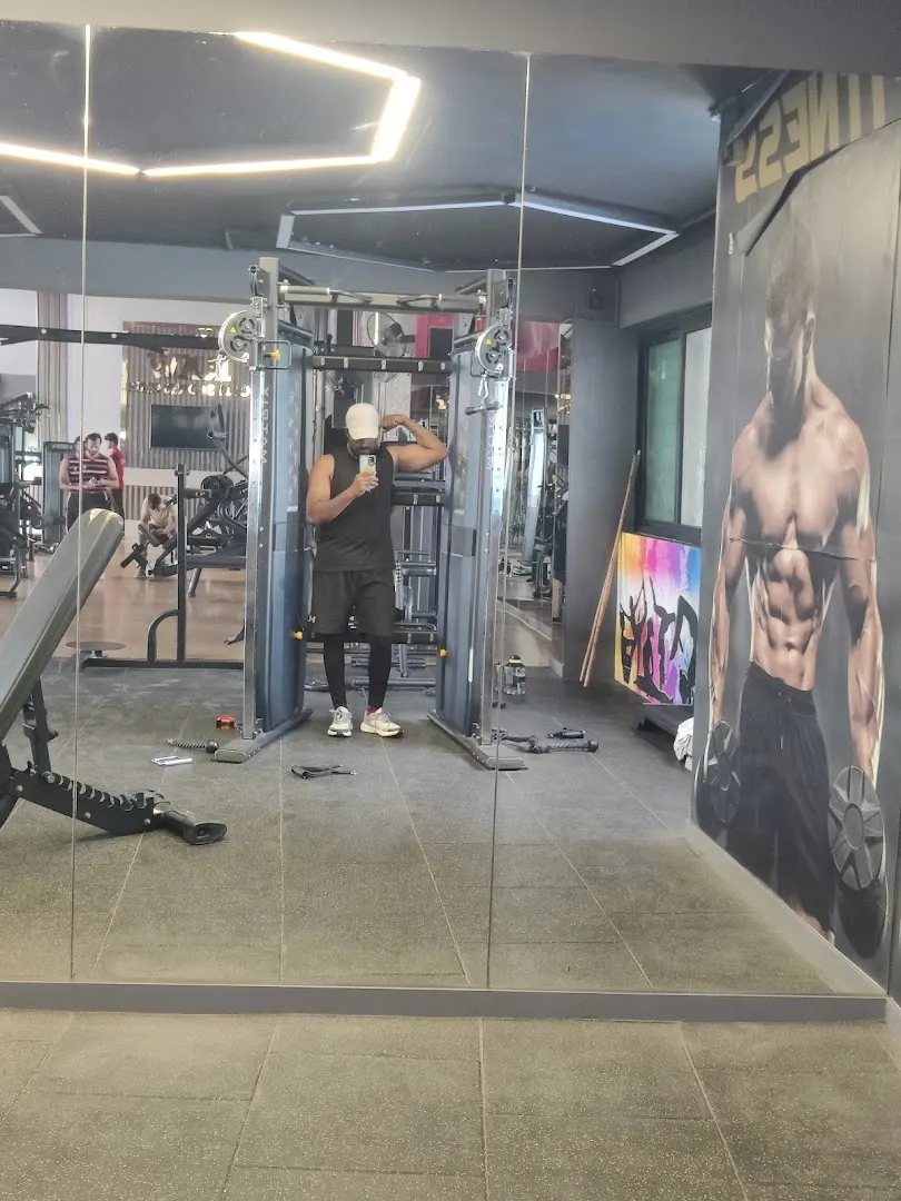 THE RAW GYMSPORTS CLUB — Standard Gym in George Town, Chennai