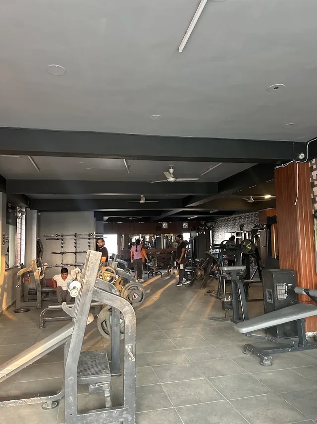 CrossFit Unisex Gym