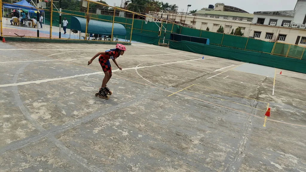 MANOJ ROLLER SKATING CLUB — Skating in Tiljala