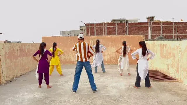 Gian Dance Classes — Dance in Balongi