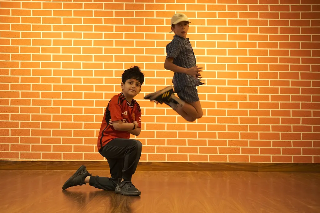 Champions Studio - Cscheme — Dance in Hathroi