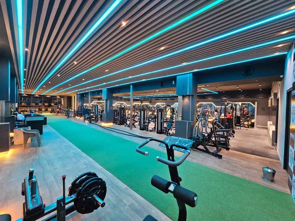 Monk Lifestyle & Fitness Studio — Porur