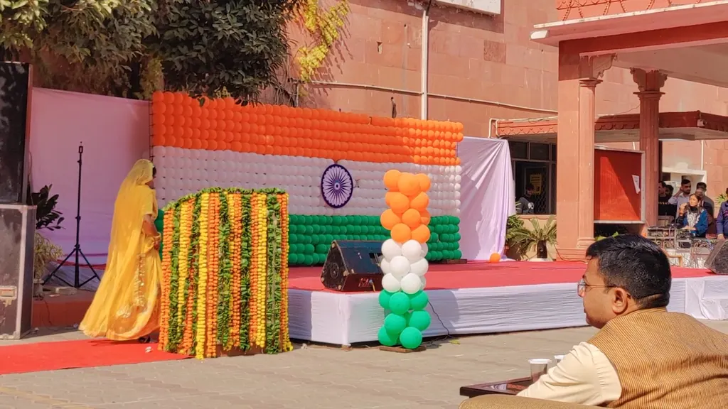 National Institute Of Ayurveda — Art & Craft in Brahampuri