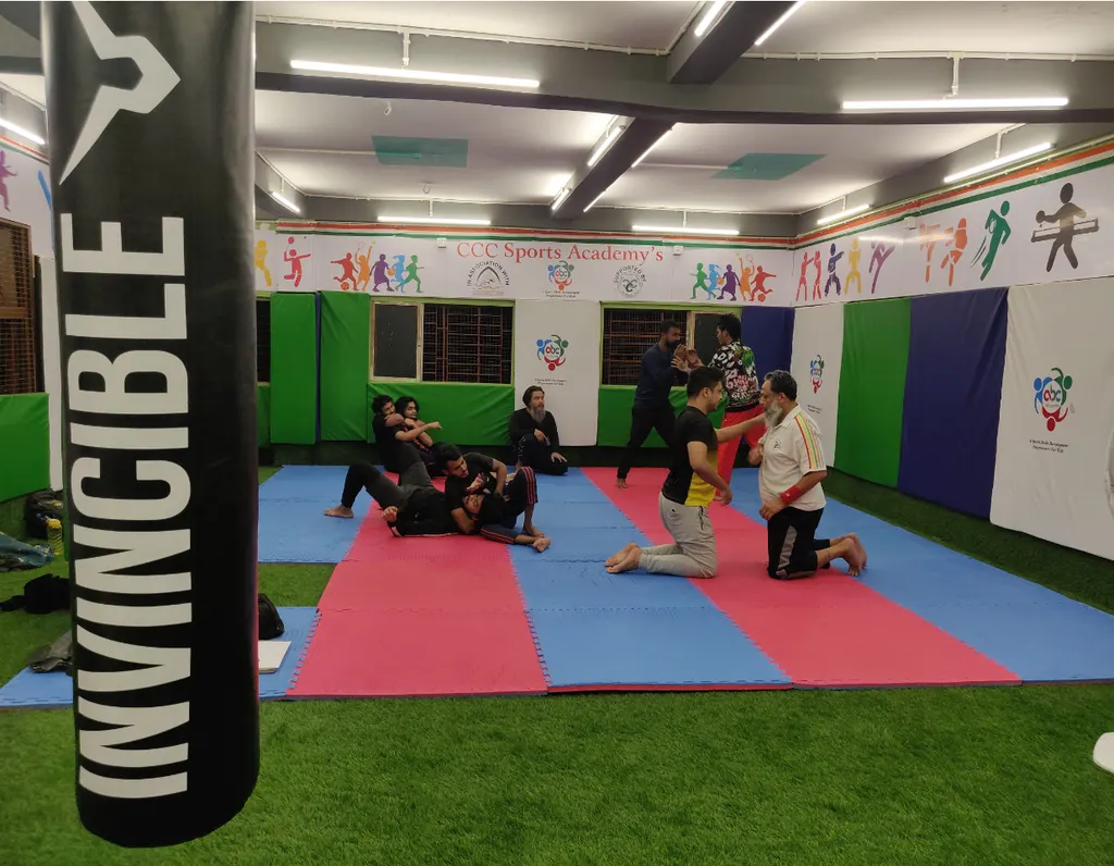Taponomics Topsia MMA Center — Martial Arts in Kustia