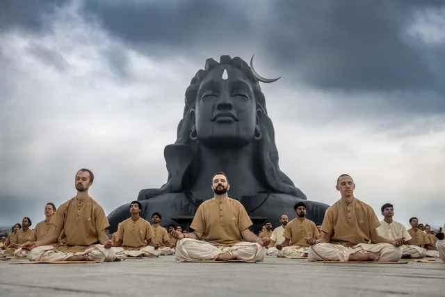 Classical Yoga School — Yoga in Delatoli