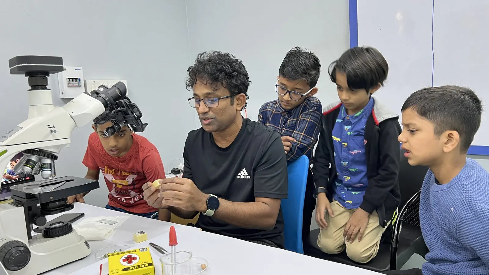 Evolvingminds: Science Education for Kids with Mentoring |Hands on Learning | Practical Science Summer CampI Home-schooling — Coding & Robotics in JP Nagar, Bengaluru