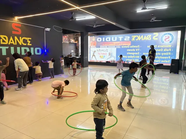 S DANCE STUDIO — Dance in HMT Colony