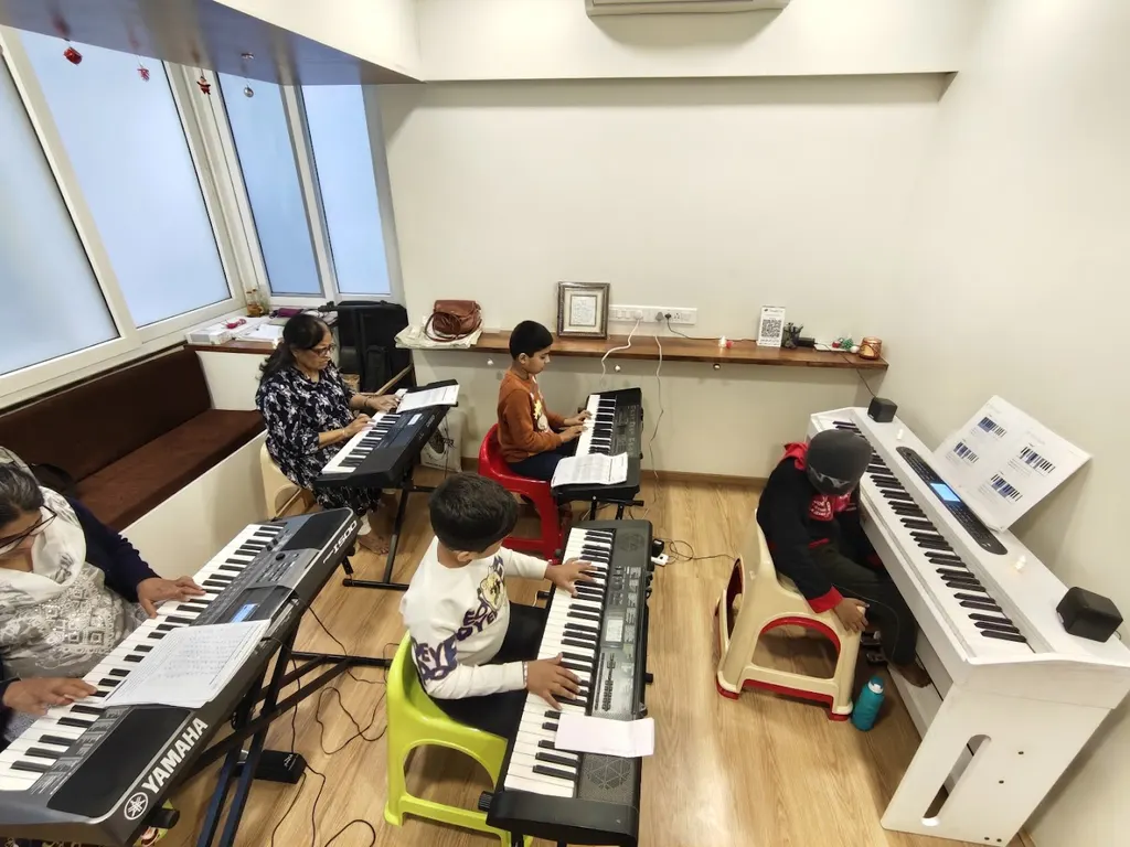 Swarved Music Academy — Music in Sadashiv Peth