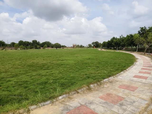Unique Golf Estate — Golf in Jhalamand