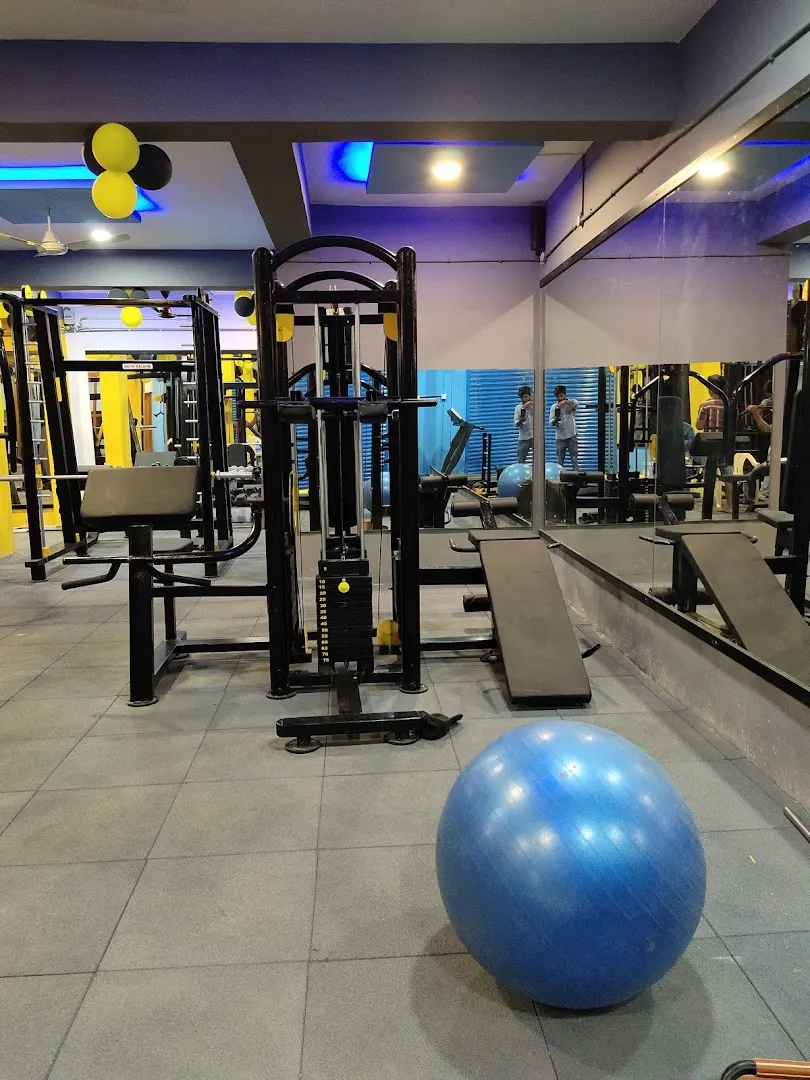 Sky Fitness GYM & Personal Training Center — Standard Gym in Sector 28, Gandhinagar