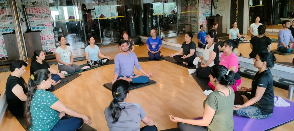 Yogic Amritdhara — Yoga in Sector 44