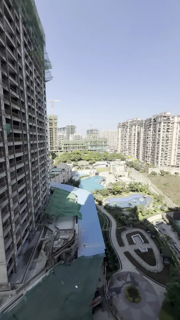 Raheja Vistas Premier Club House — Swimming in Mohammed Wadi