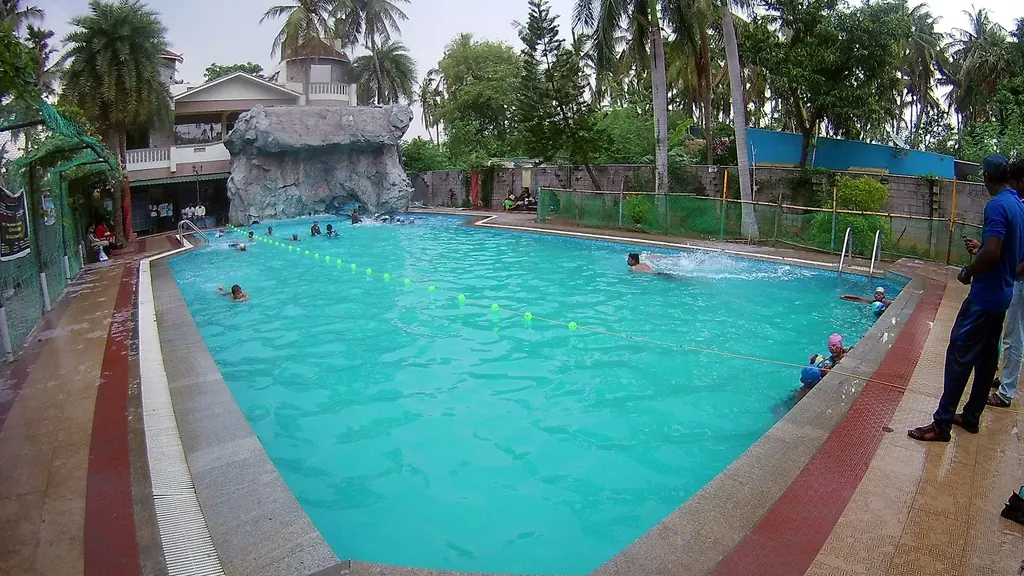 Saaral Swimming Pool — Swimming in Selavayil