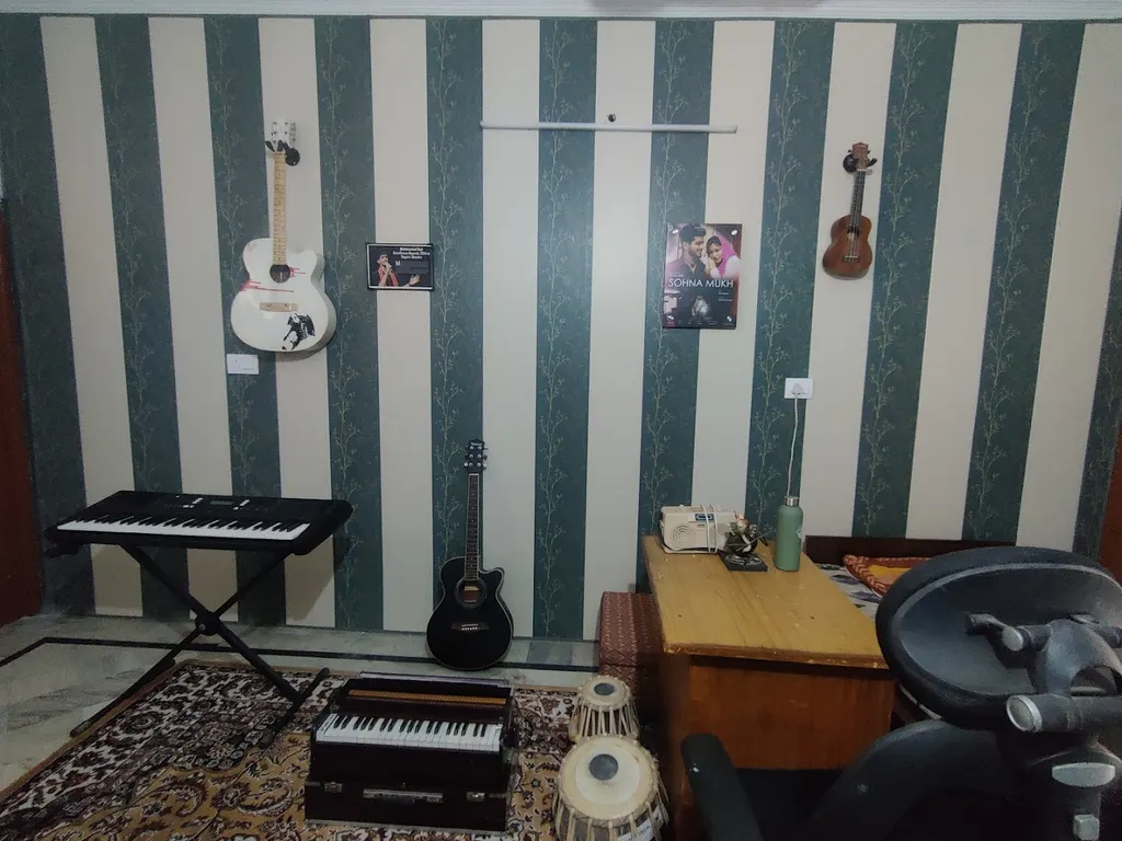 Munjal Music Academy — Music in Sector 70