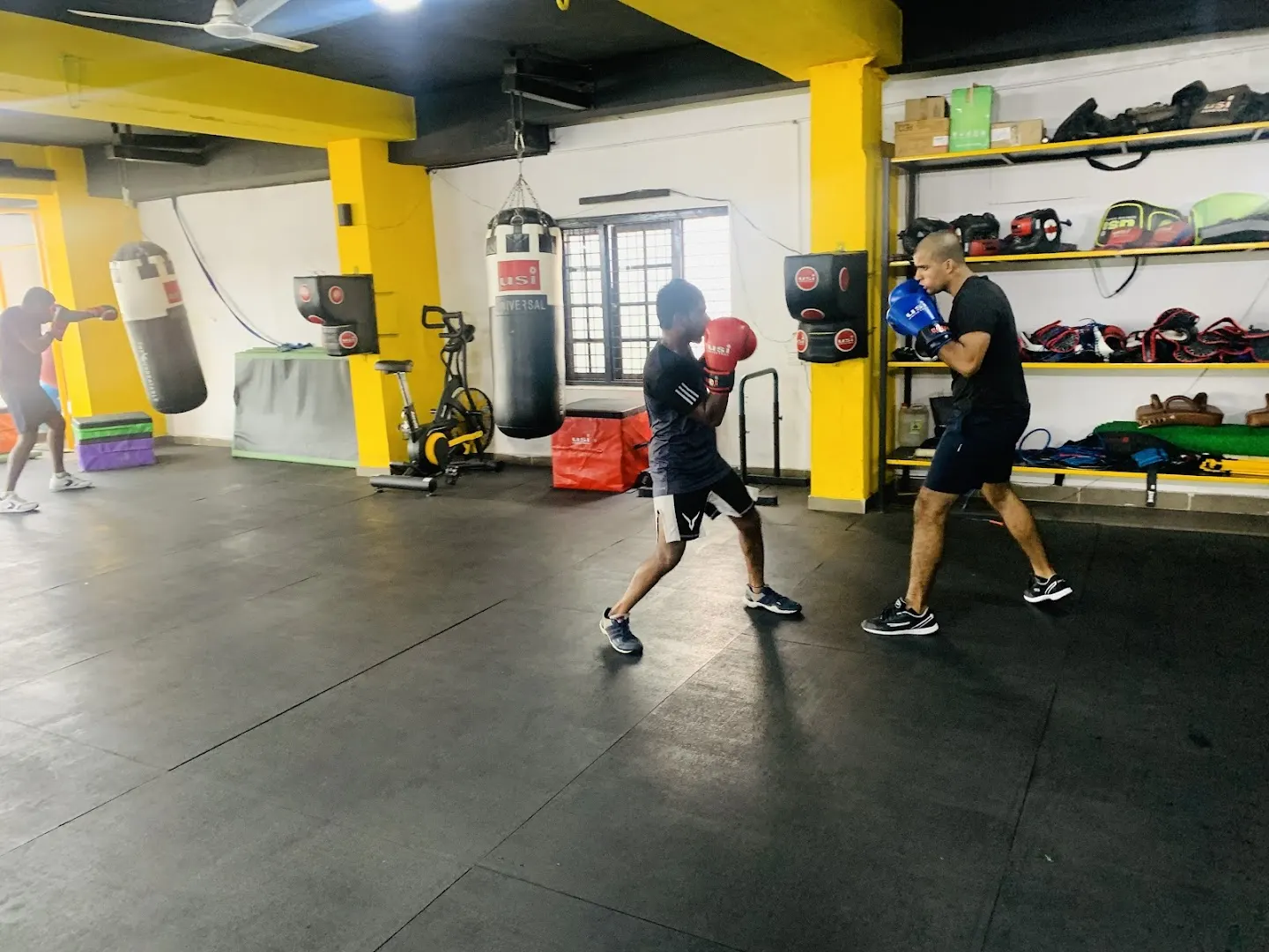 EVOLVE MMA & Fitness Centre photo 1
