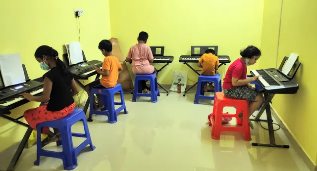 Capo Academy Of Music — Music in Kodungaiyur