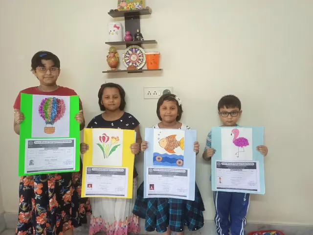 Srishti Art Academy — Art & Craft in Paschim Putiary