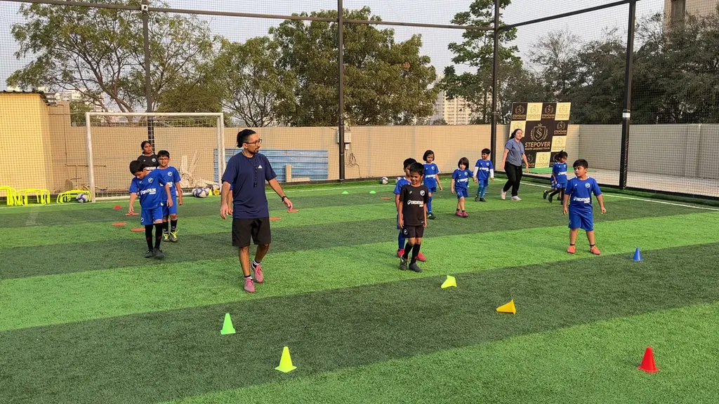 Colina Football Academy — Football in Mohammed Wadi