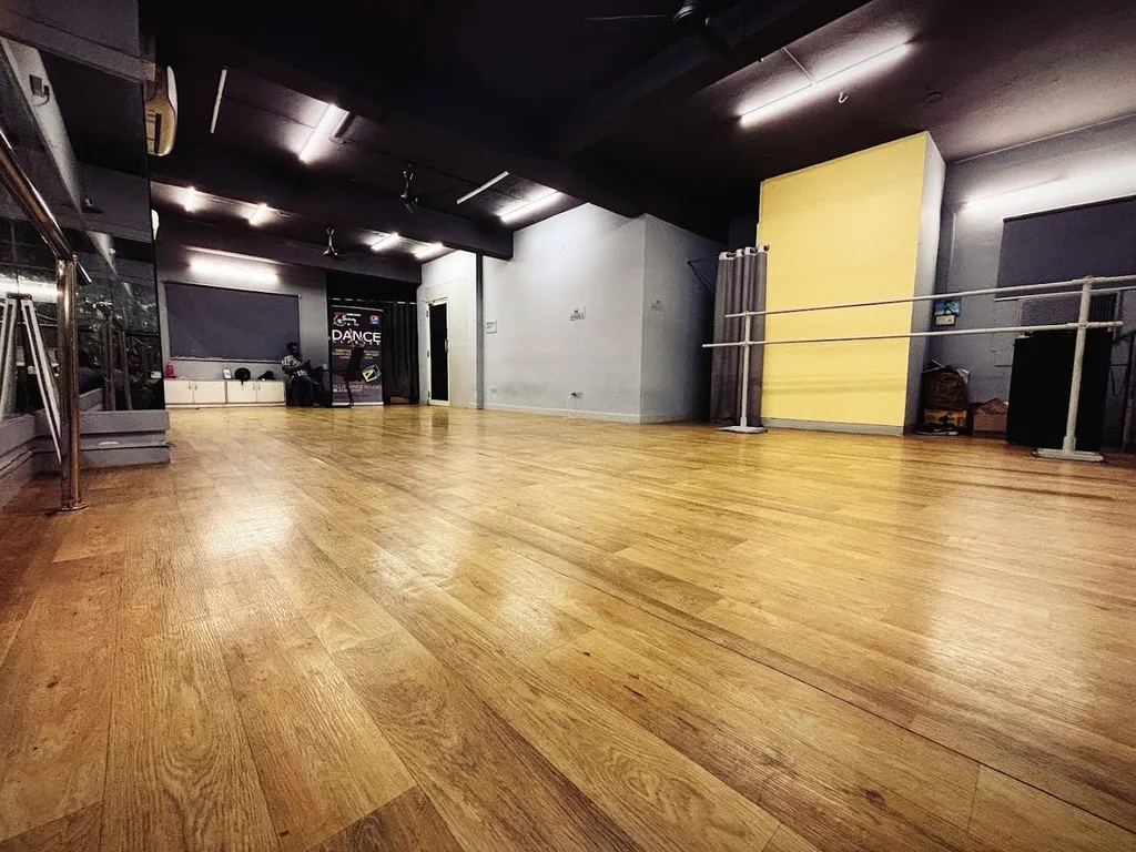 Ello Dance Studio — Dance in Abiramapuram