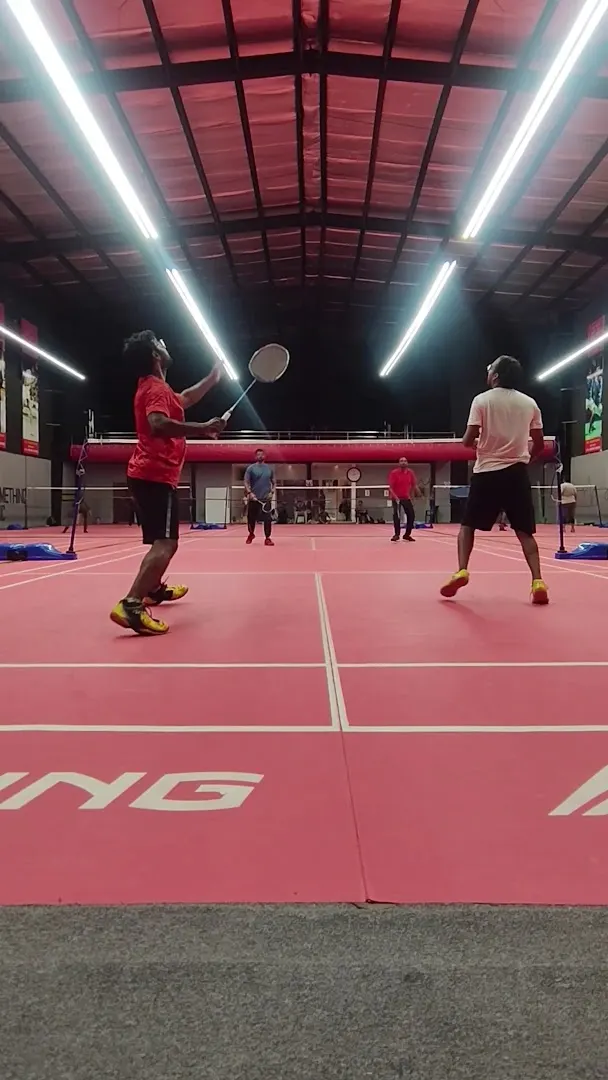 R3 Badminton Excellencia, Red — Badminton in Kothapet