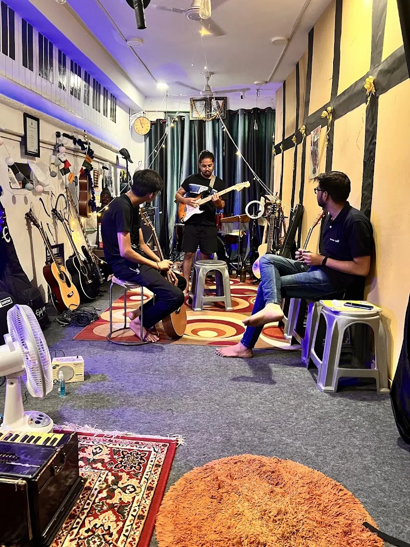 Euphony Music Classes — Music in Lashkar