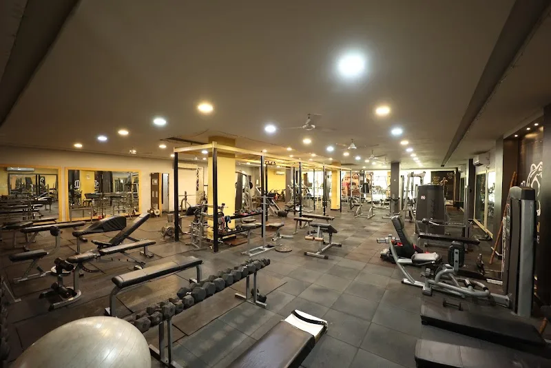 Chitvan Health Club - Core — Fitness Center in Bhelupur