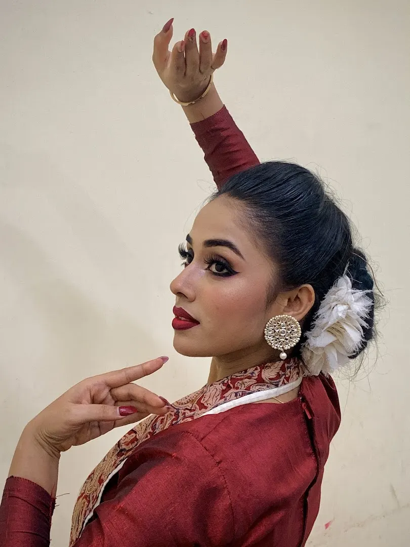 Manmukti Kala Kendra — Dance in Salkia