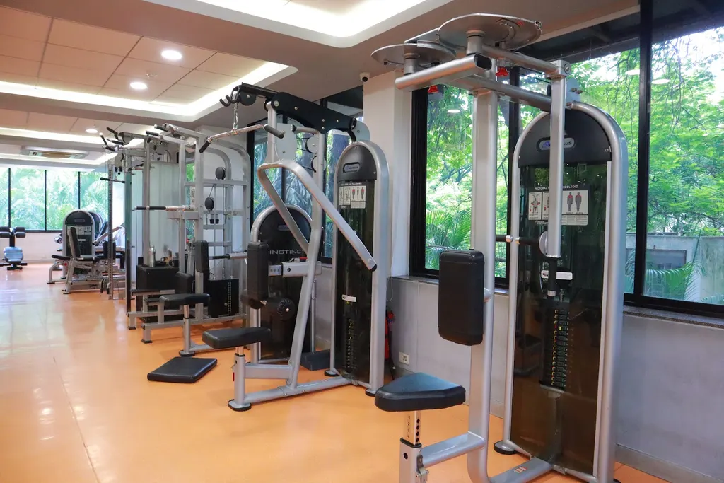 Urbounce Gym, Fergusson College Road Branch — Yoga in Shivajinagar