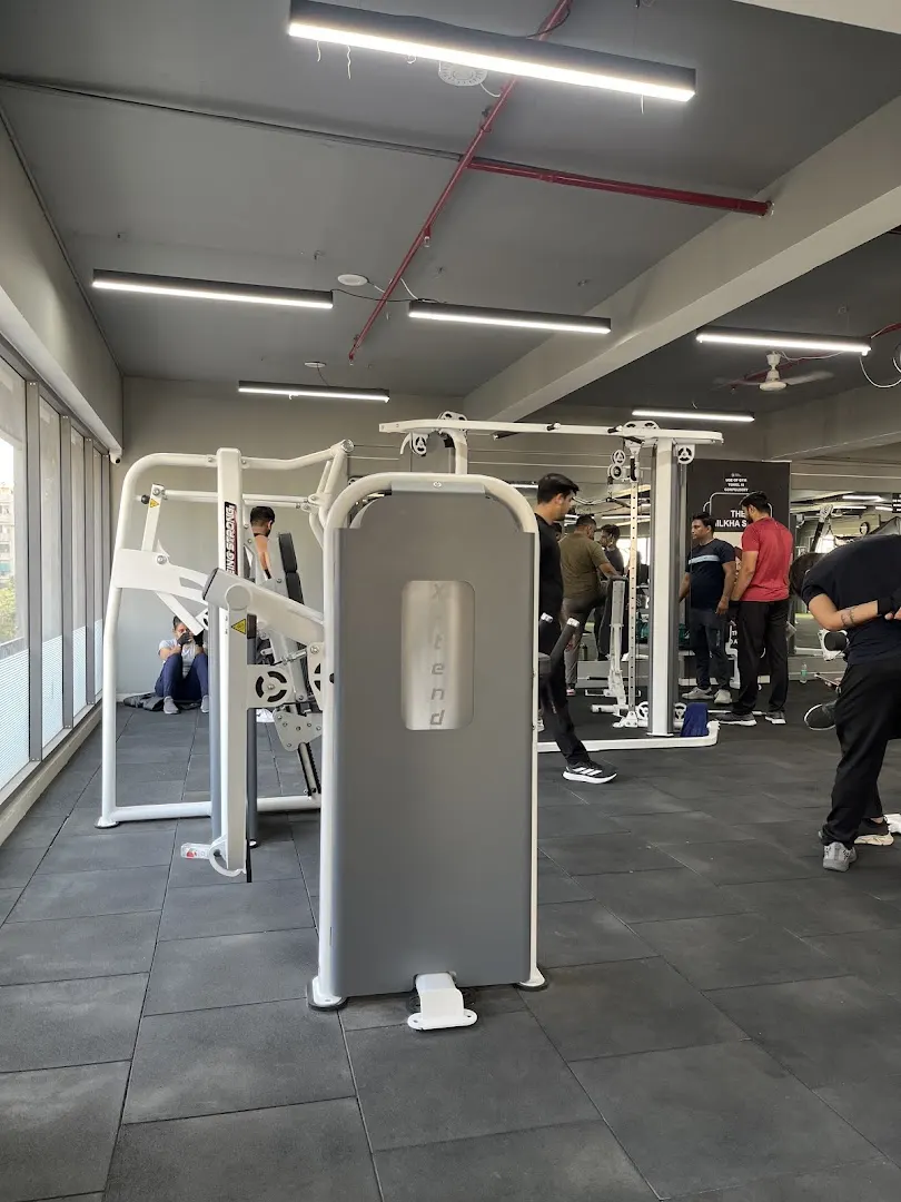 Gym Lounge Platinum Nikol — Yoga in Nikol