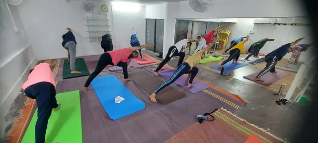 SaarYog Class Pimple Nilakh — Yoga in Pimple Nilakh