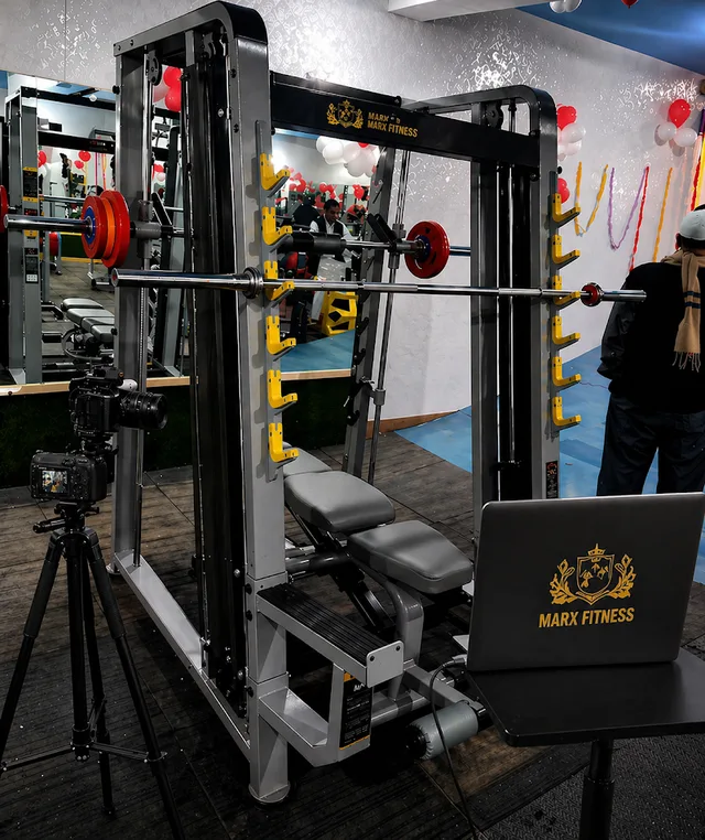 Marx Fitness ( Aura )