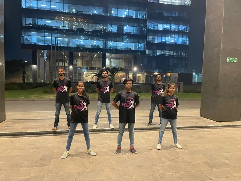 Dance 'O' Mania — Dance in Kharadi