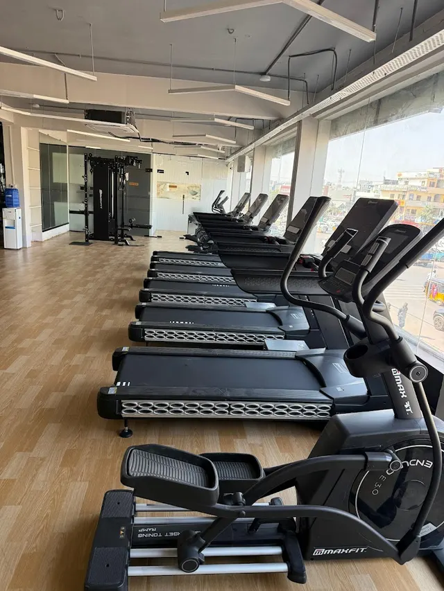 Celebrity strength gym
