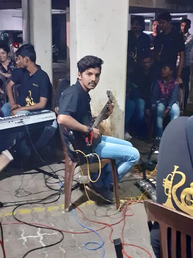 R D gurav music and dance academy and musical instruments shop. — Dance in Chikhali