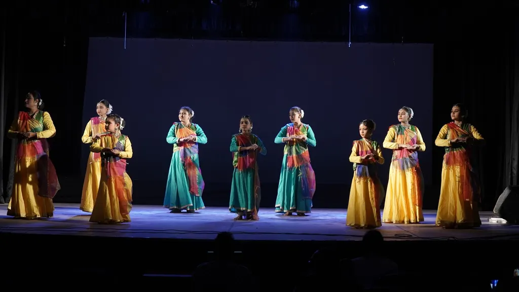 Chitra-Bina — Music in Beleghata