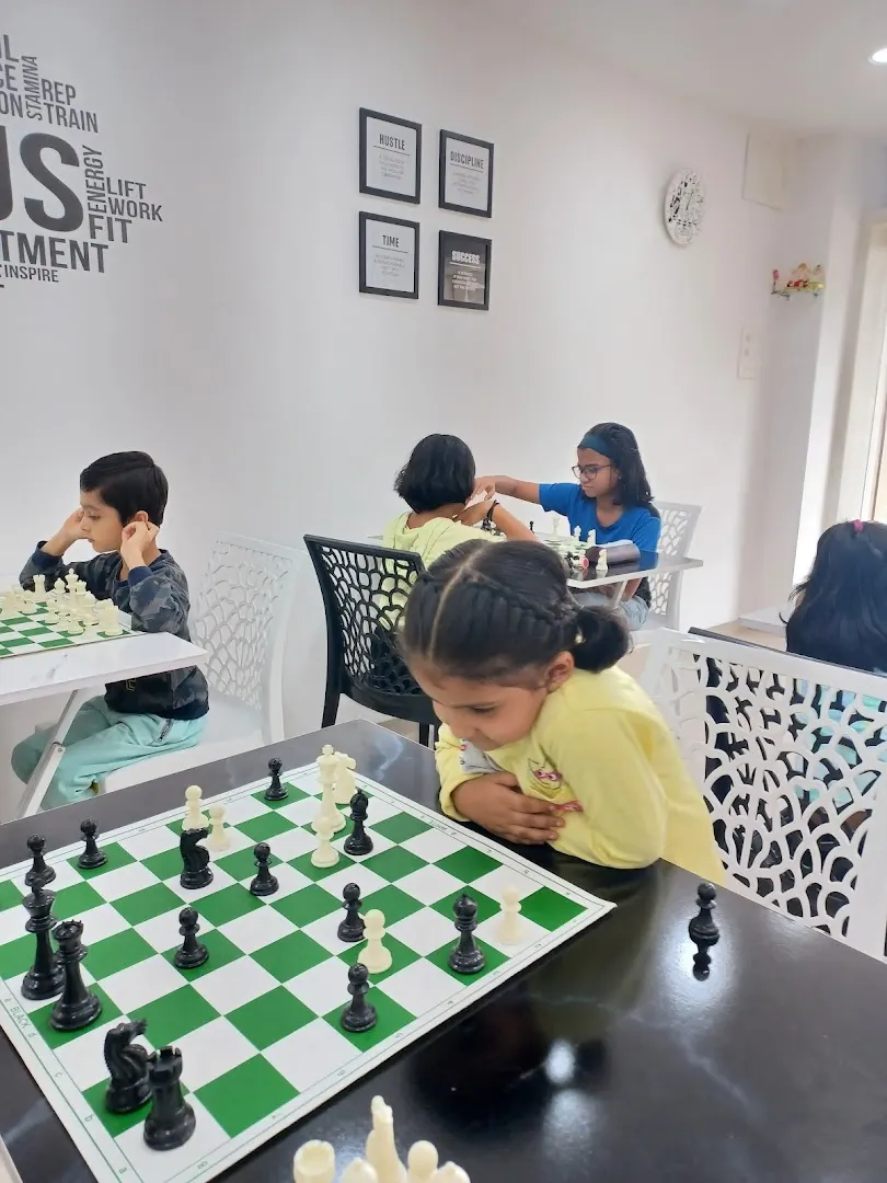 Black And White Chess Academy — Chess in Kondhwa Budruk