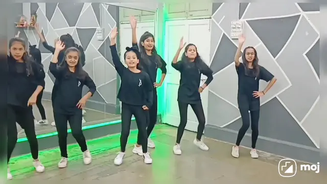 D Styler's Dance Studio — Dance in Rasta Peth