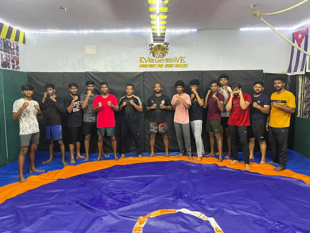 Everlast Brave — Martial Arts in Valasaravakkam