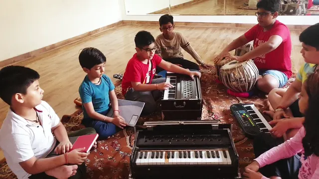 Fouji Music & Dance Academy — Music in Sector 13