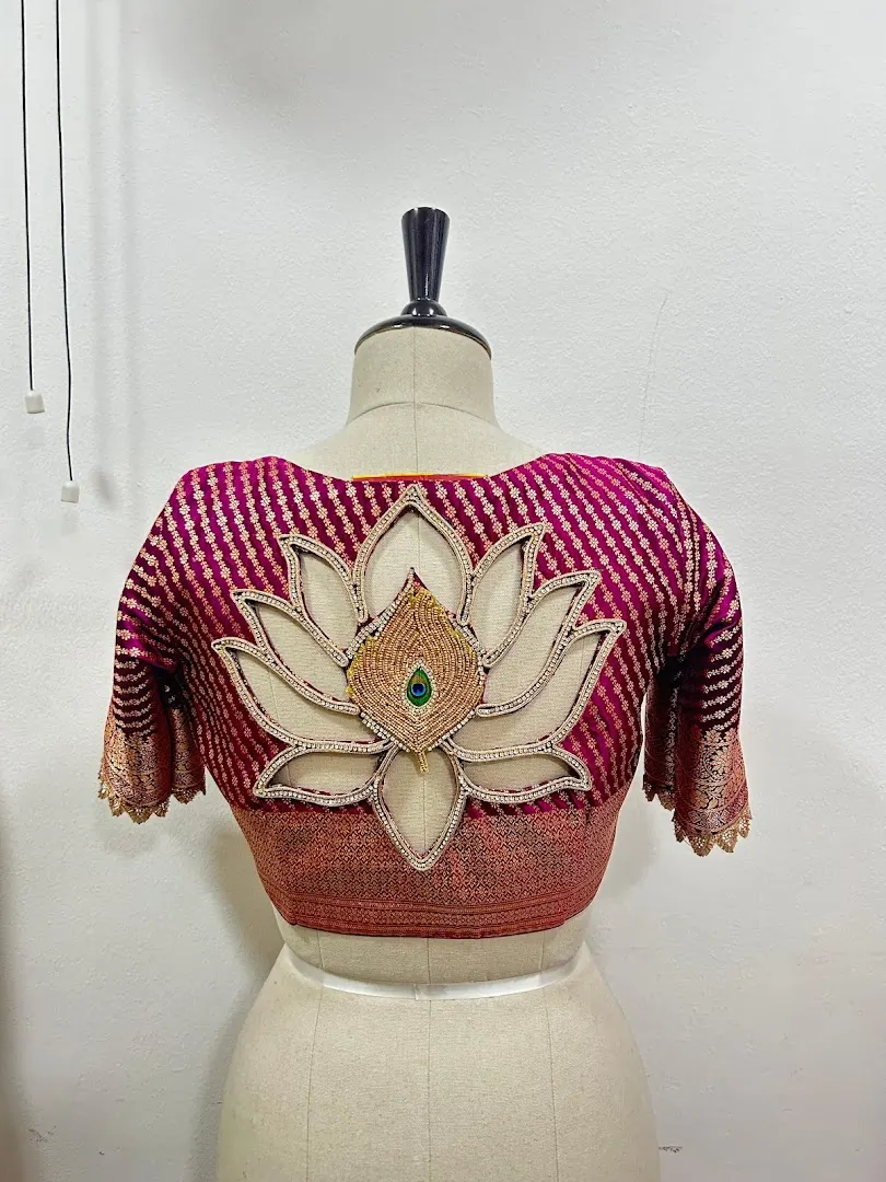Riddhi Fashions — Music in Parvati Paytha