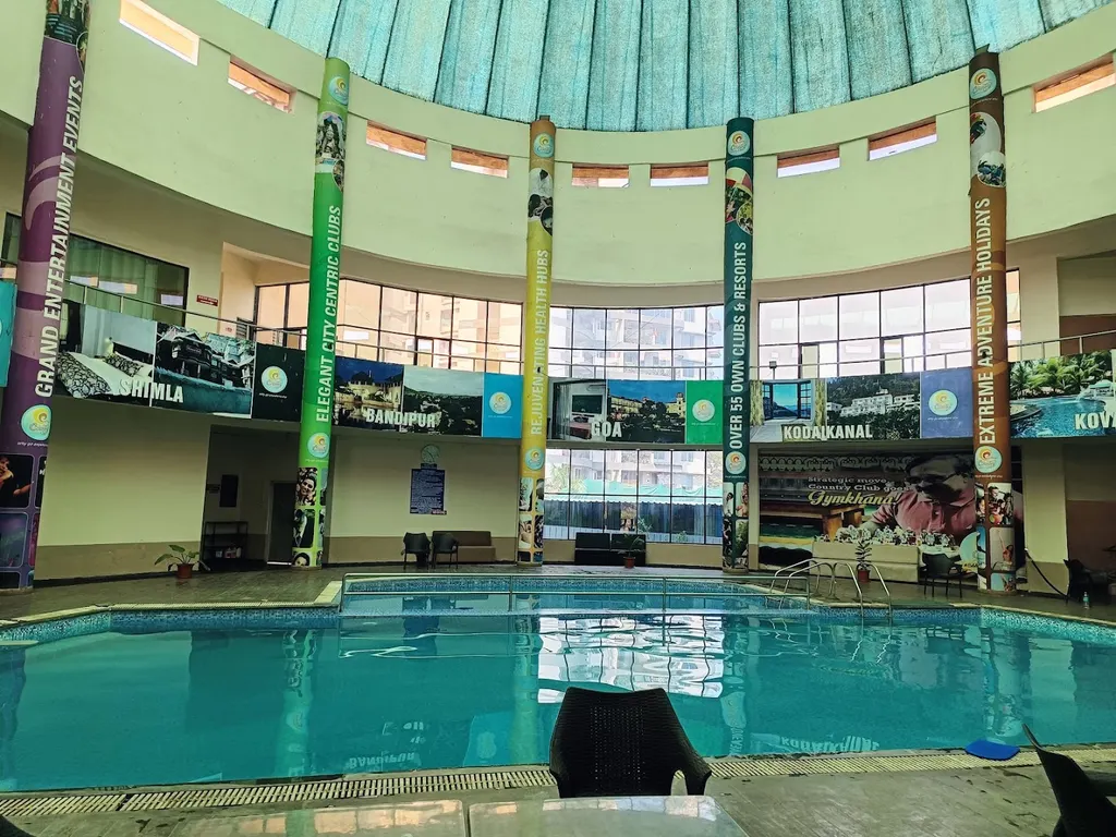Country Club Undri — Swimming in Mohammed Wadi