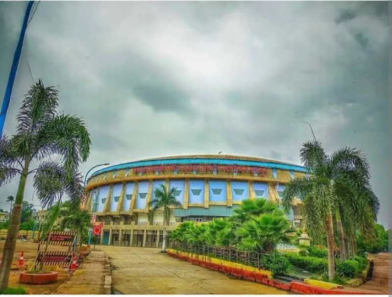 Balbir Singh Juneja Indoor Stadium — Badminton in Budhapara