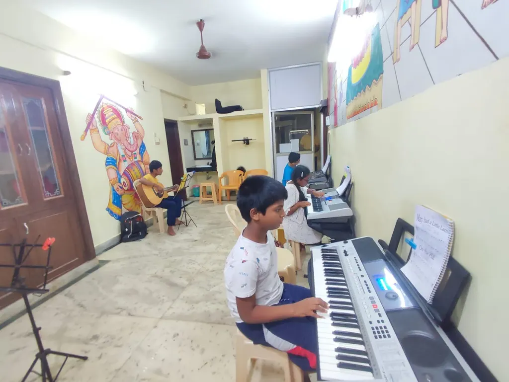 Vibrato School of Music ) Mylapore — Music in Mylapore