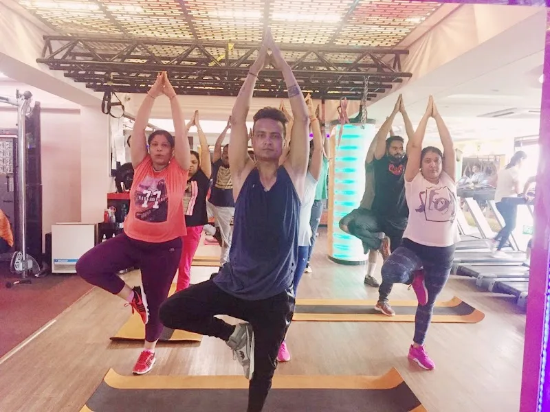 Dance alley — Dance in Lalpur