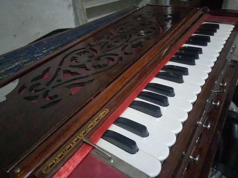 Sadguru Sangeet Classic — Music in Bhakti Nagar