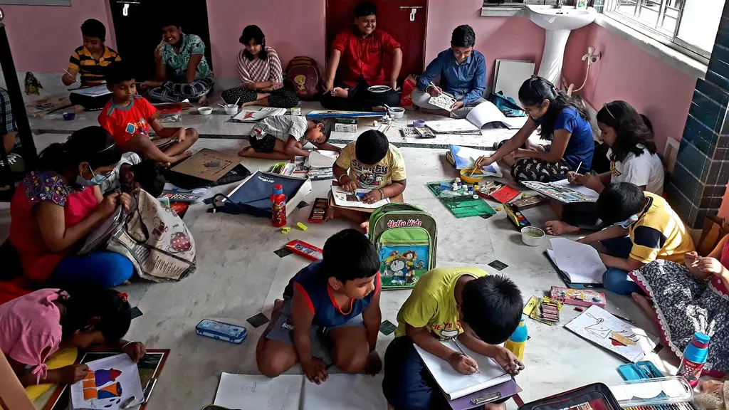 RAINBOW DRAWING SCHOOL — Art & Craft in Purba Putiary