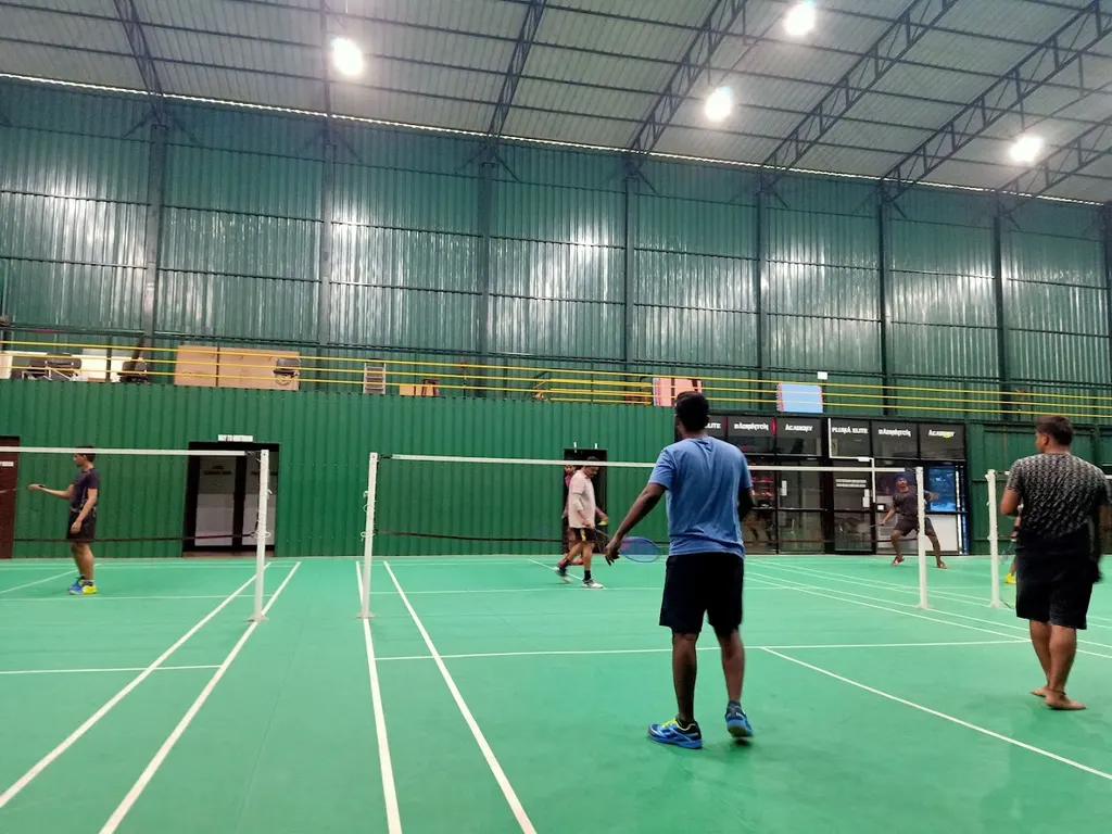 PLUMA ELITE BADMINTON ACADEMY — Badminton in Virugambakkam