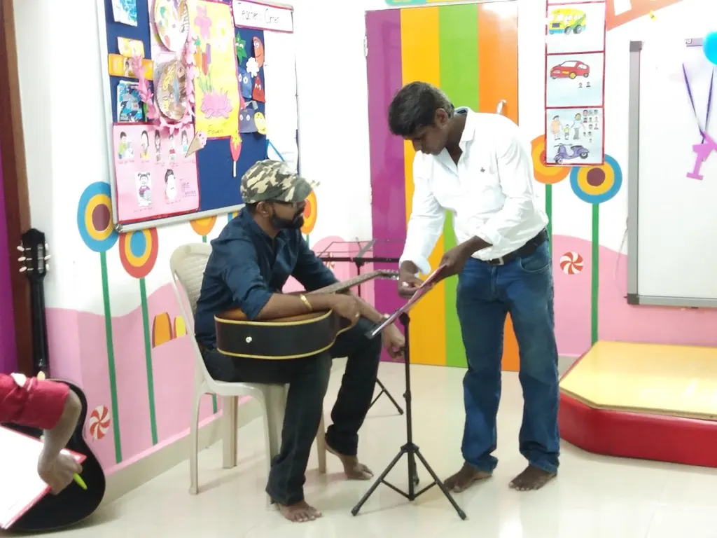 Vibrato School of Music Perungudi — Music in Perungudi