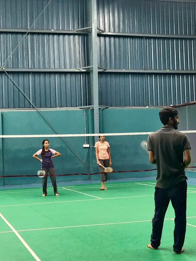 36 RACQUET BADMINTON ACADEMY — Badminton in Tarnaka