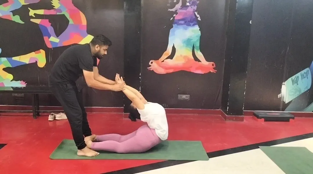 Gurugram (Gurgaon ) yoga class, female yoga teacher,yoga at home,yoga for weight loss, online yoga class — Yoga in Sector 95, Gurugram